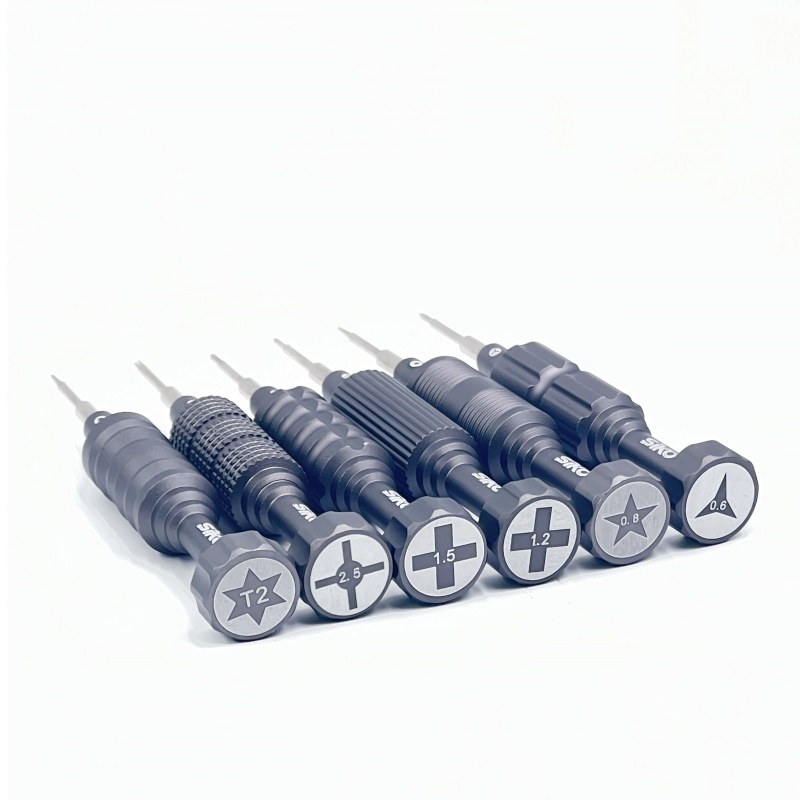 11 طقم مفك براغي عالي الصلابة  - مراجعة Pentalobe Screwdriver Set وسعره